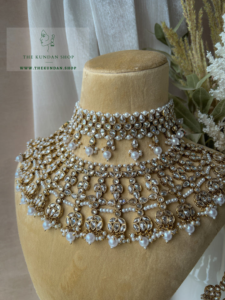 Fantasy in Clear Champagne Necklace Sets THE KUNDAN SHOP 