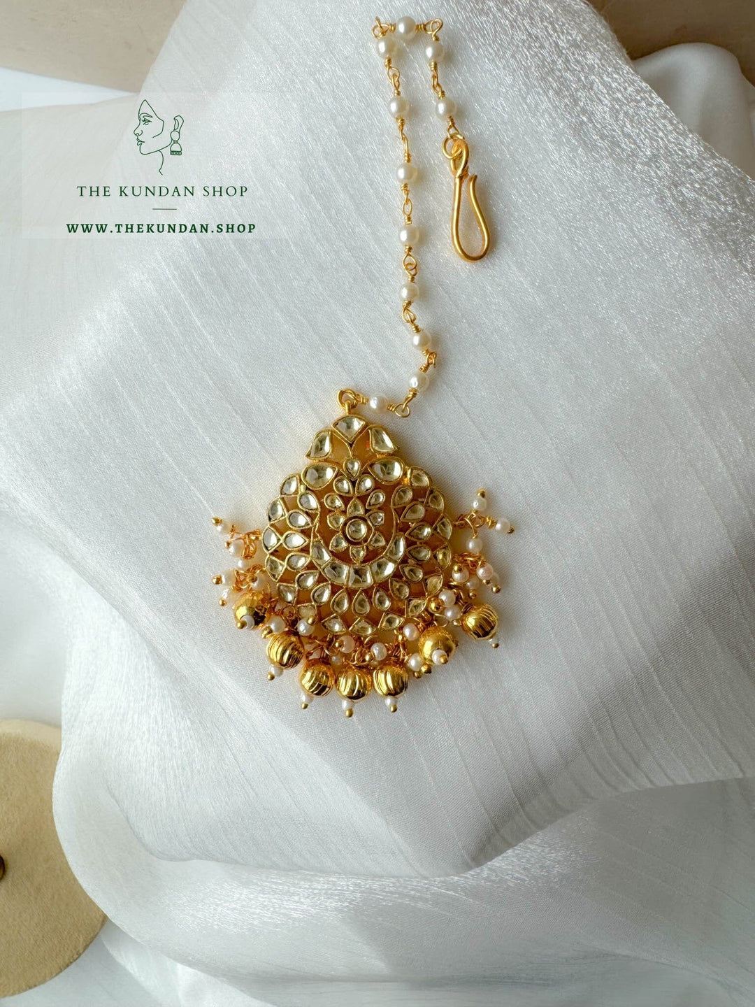 Motive in Gold Kundan Necklace Sets THE KUNDAN SHOP 