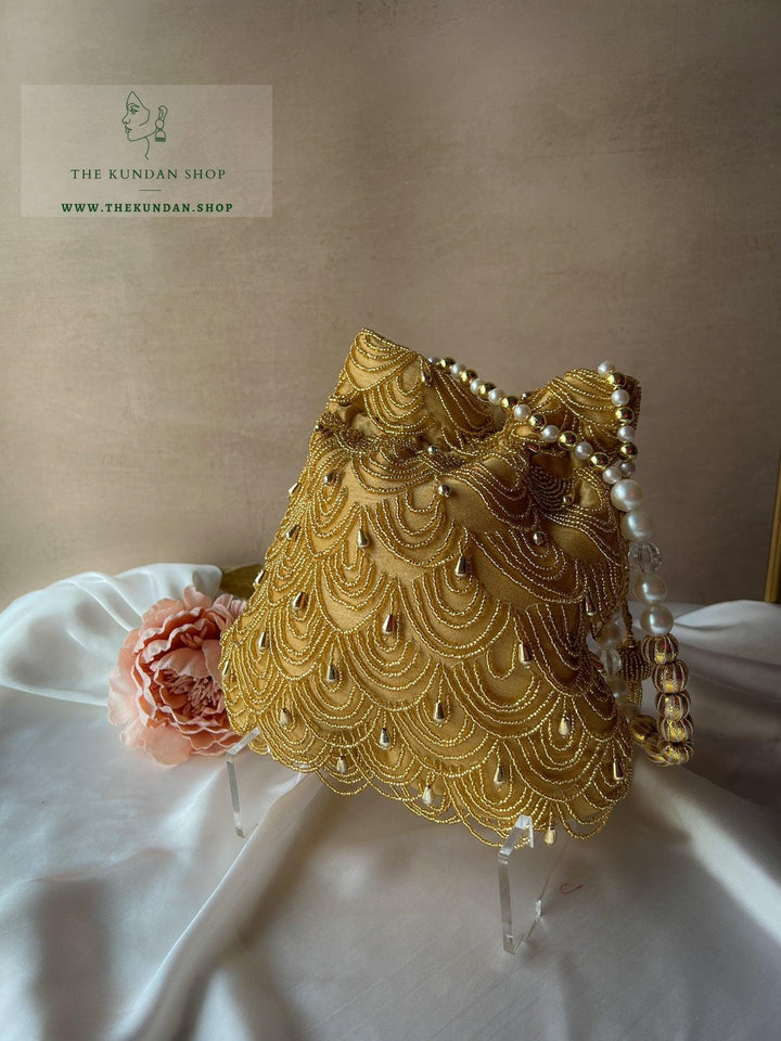 Chic Pouch in Cream Gold Clutch THE KUNDAN SHOP