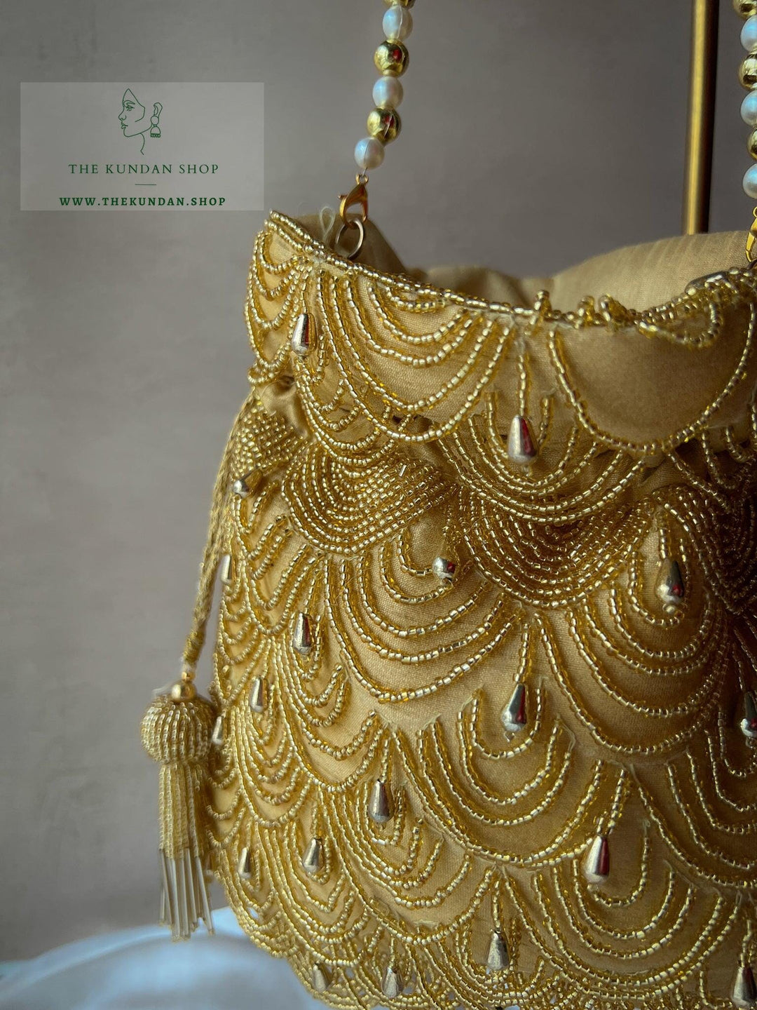 Chic Pouch in Cream Gold Clutch THE KUNDAN SHOP