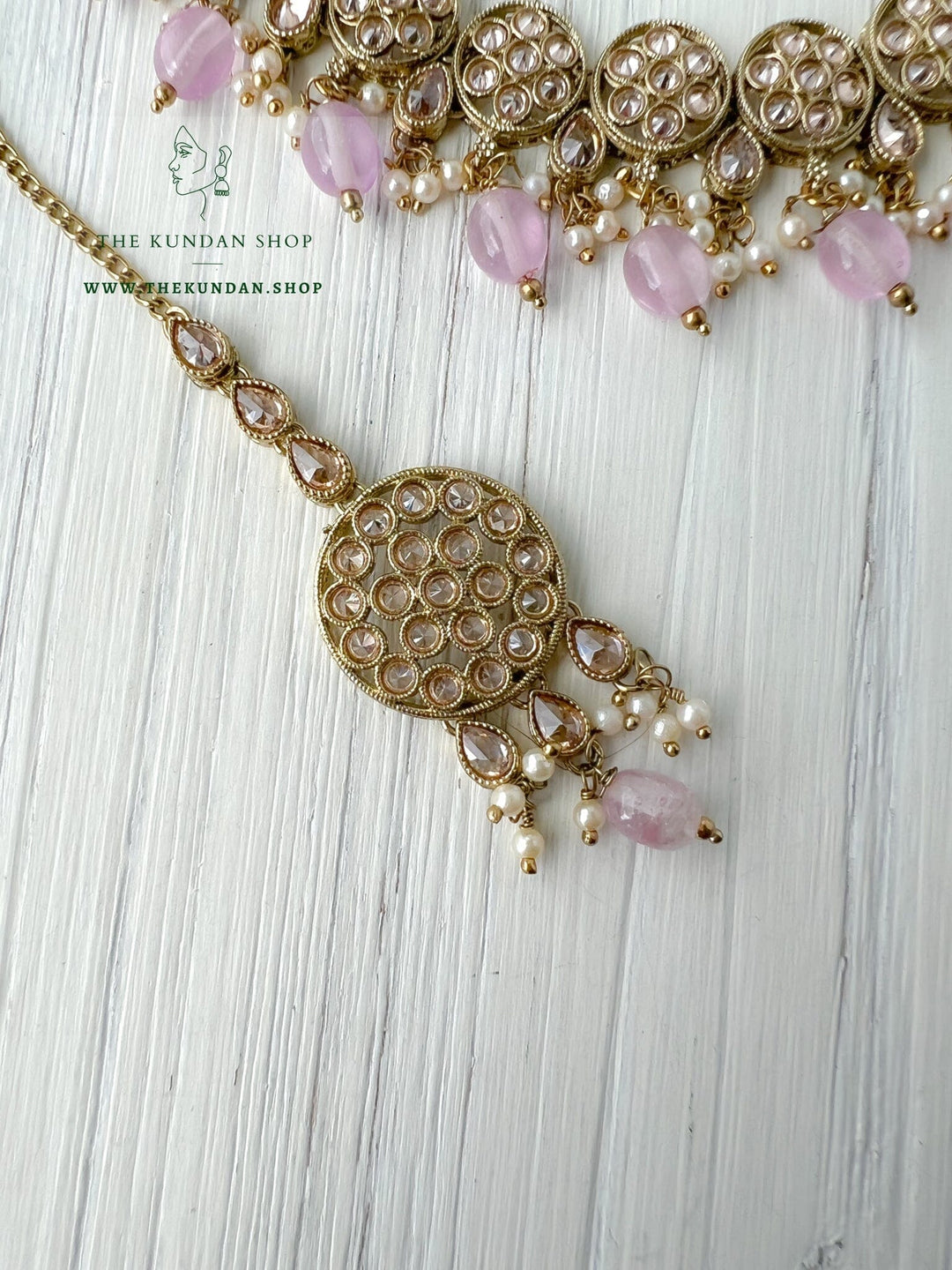 A Nice Touch in Lilac Necklace Sets THE KUNDAN SHOP