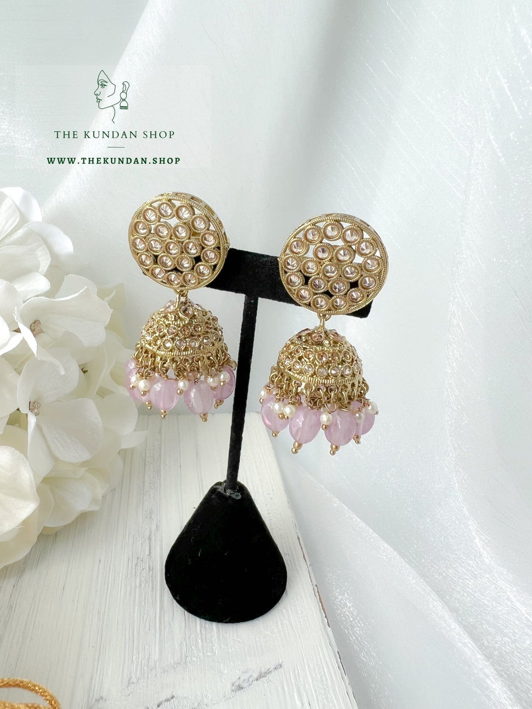 A Nice Touch in Lilac Necklace Sets THE KUNDAN SHOP