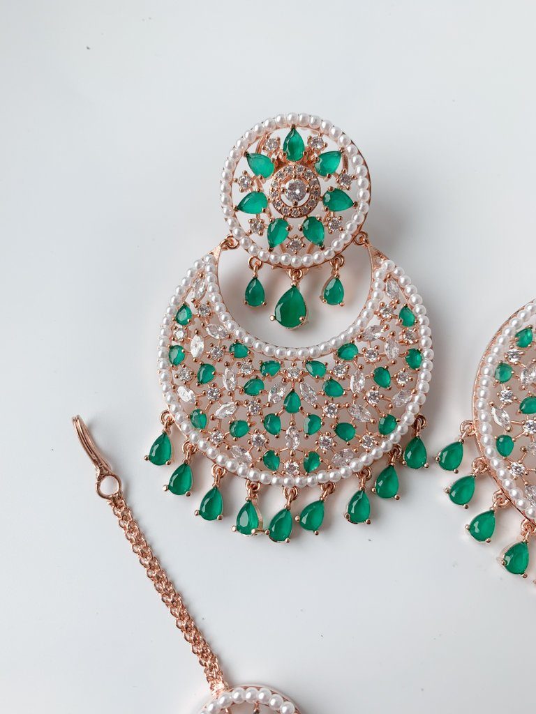 Decisive in Rose Gold & Emerald Earrings + Tikka THE KUNDAN SHOP
