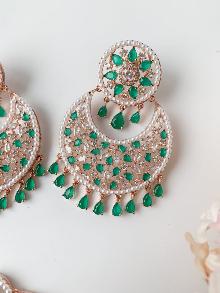 Decisive in Rose Gold & Emerald Earrings + Tikka THE KUNDAN SHOP