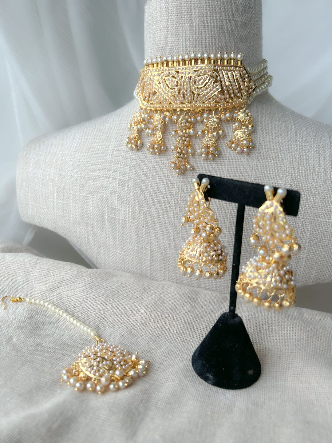 Jadau Necklace Sets