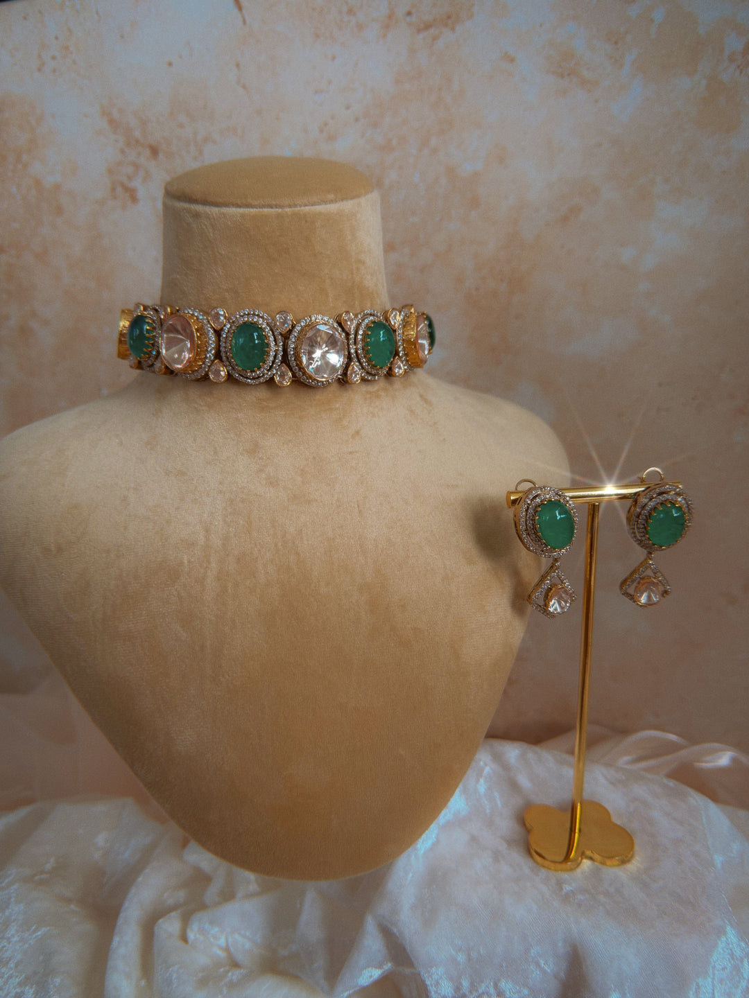 Glass Muse in Kundan