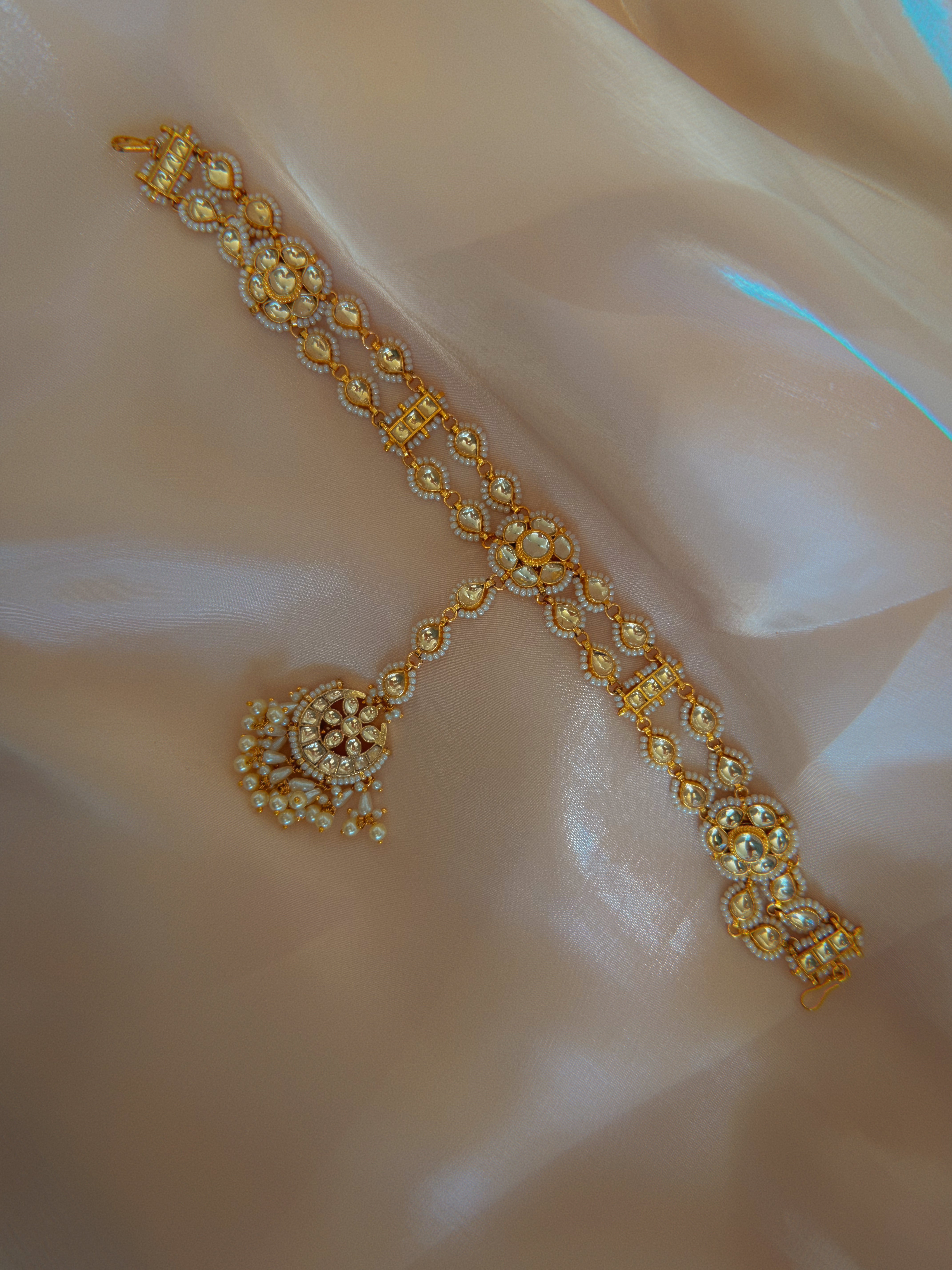 Kundan Mathapathi/Sheeshphool