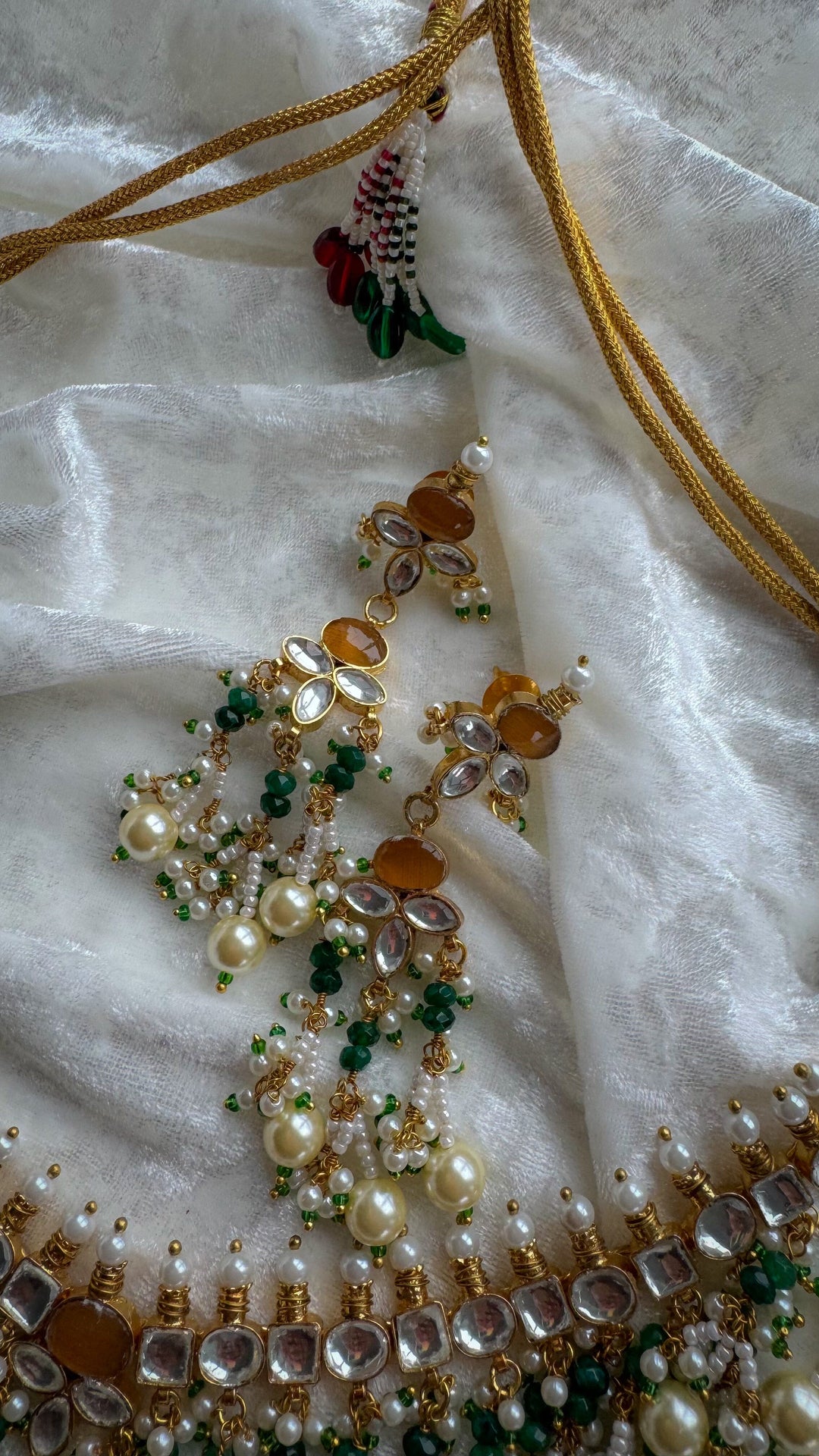 Calm in Greens Necklace Sets THE KUNDAN SHOP 