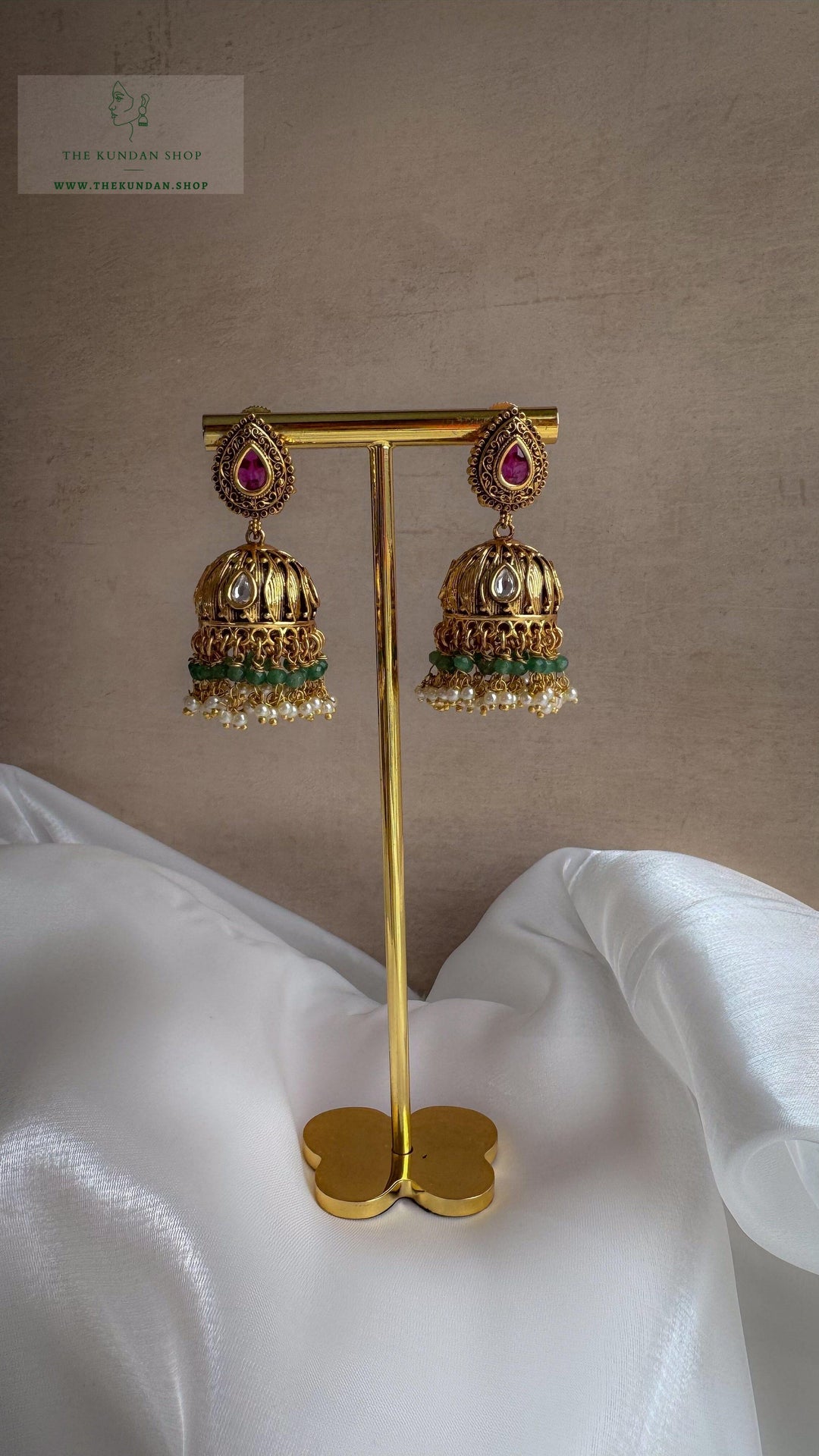 Entitled // Antique Jhumki Earrings THE KUNDAN SHOP 