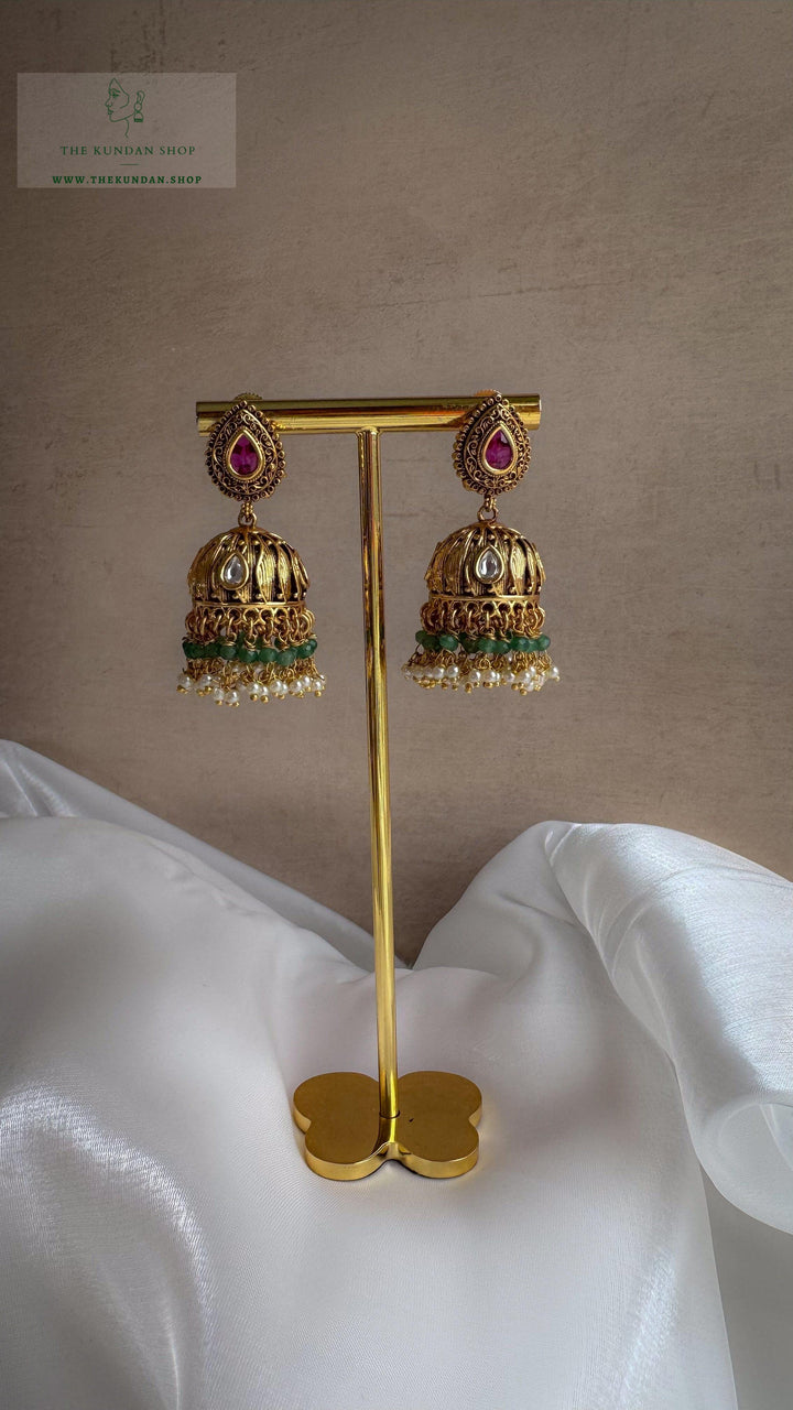 Entitled // Antique Jhumki Earrings THE KUNDAN SHOP 