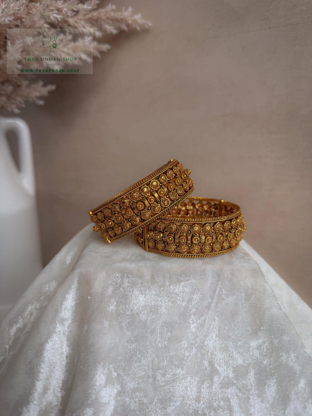 Impressive Kadde in Antique Bangles THE KUNDAN SHOP 