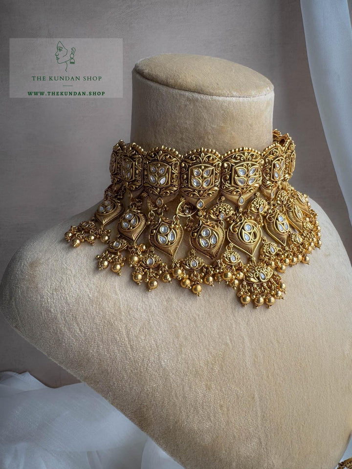 Cherished Heritage in Golden Necklace Sets THE KUNDAN SHOP 