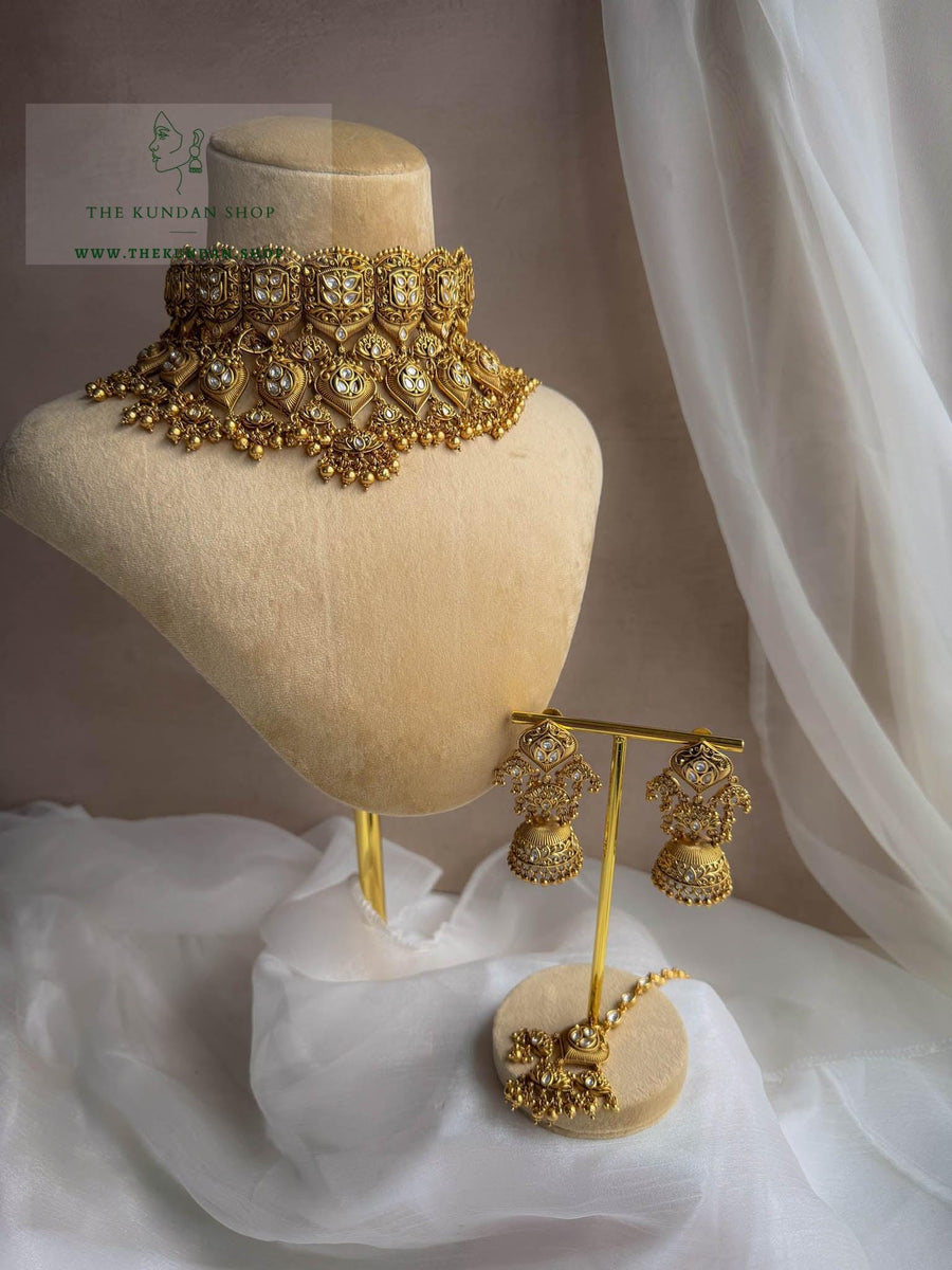 Cherished Heritage in Golden Necklace Sets THE KUNDAN SHOP 