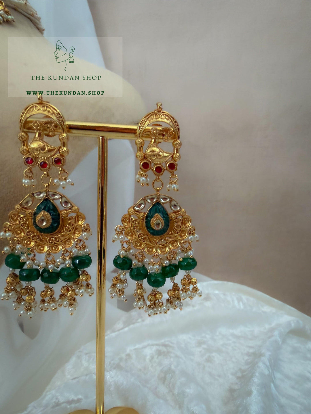 Moorni Palace in Green Necklace Sets THE KUNDAN SHOP 