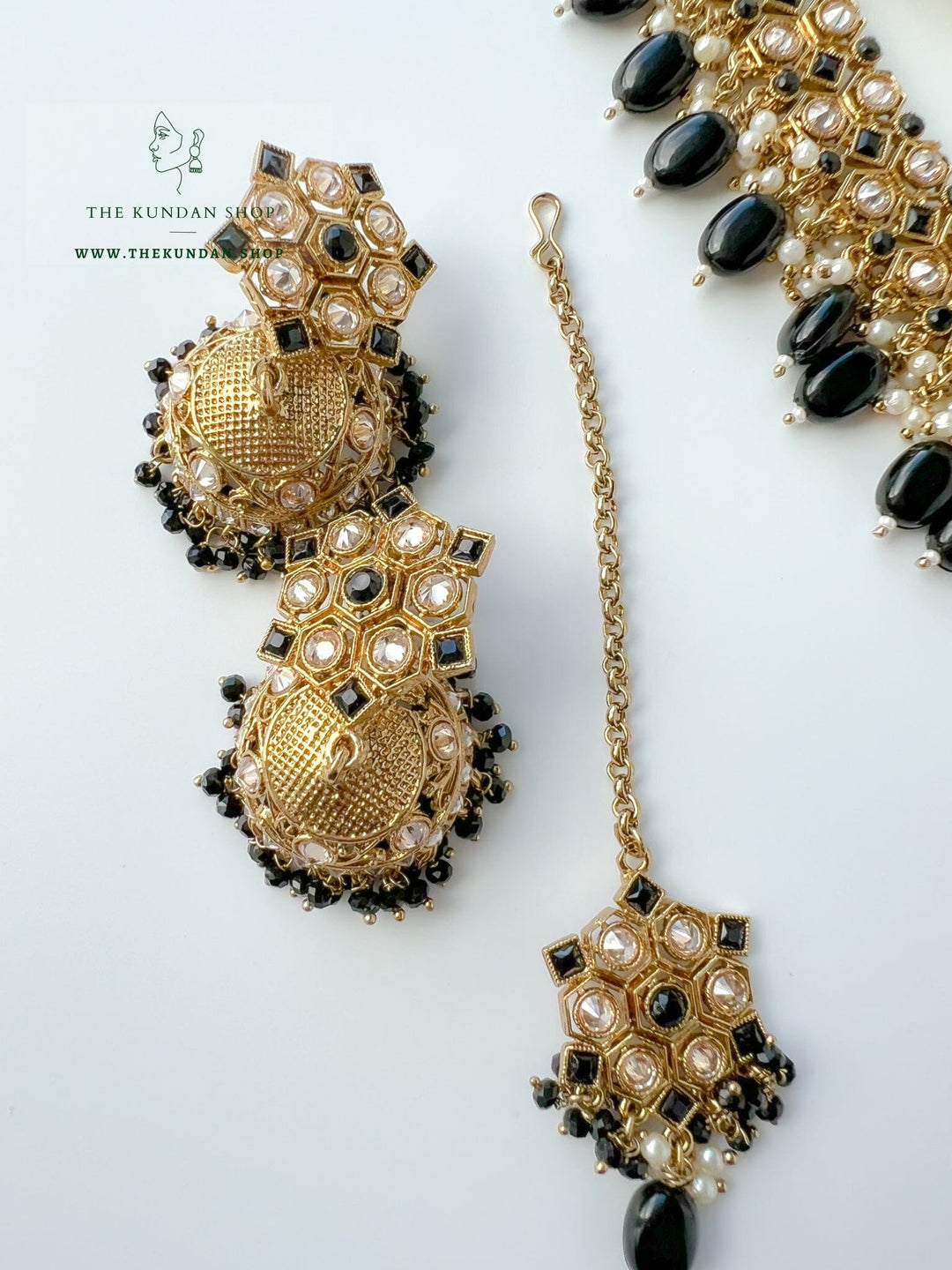 Keeper in Black Necklace Sets THE KUNDAN SHOP 