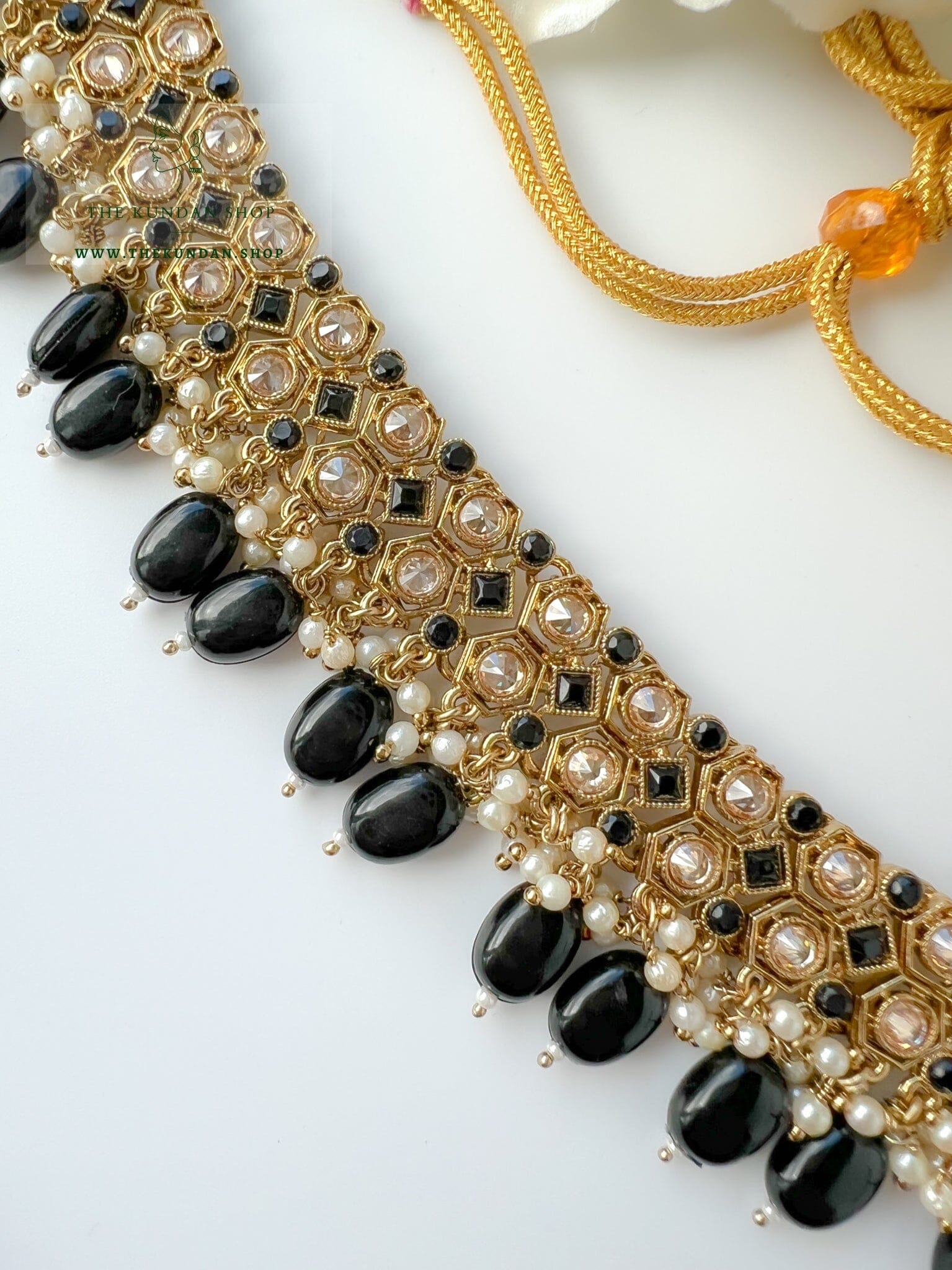 Keeper in Black Necklace Sets THE KUNDAN SHOP 