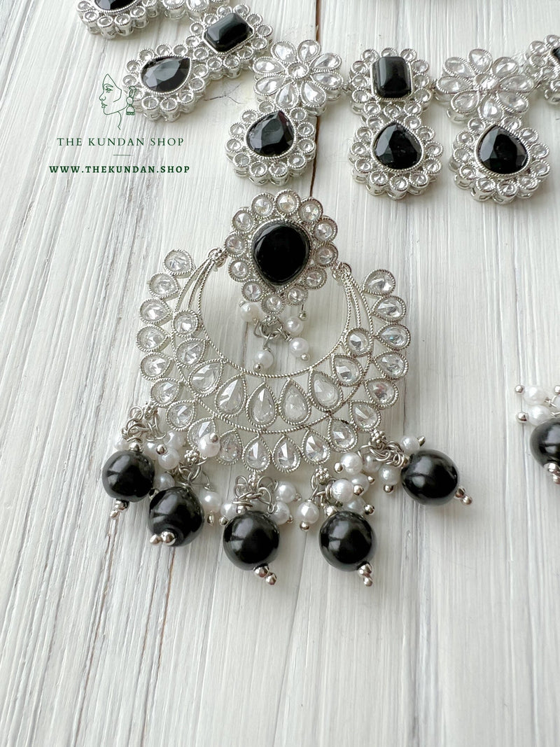 Heavenly Silver in Black Necklace Sets THE KUNDAN SHOP 