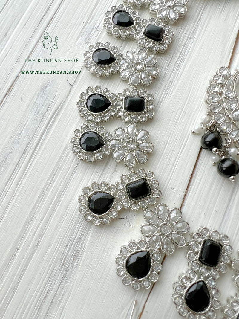 Heavenly Silver in Black Necklace Sets THE KUNDAN SHOP 