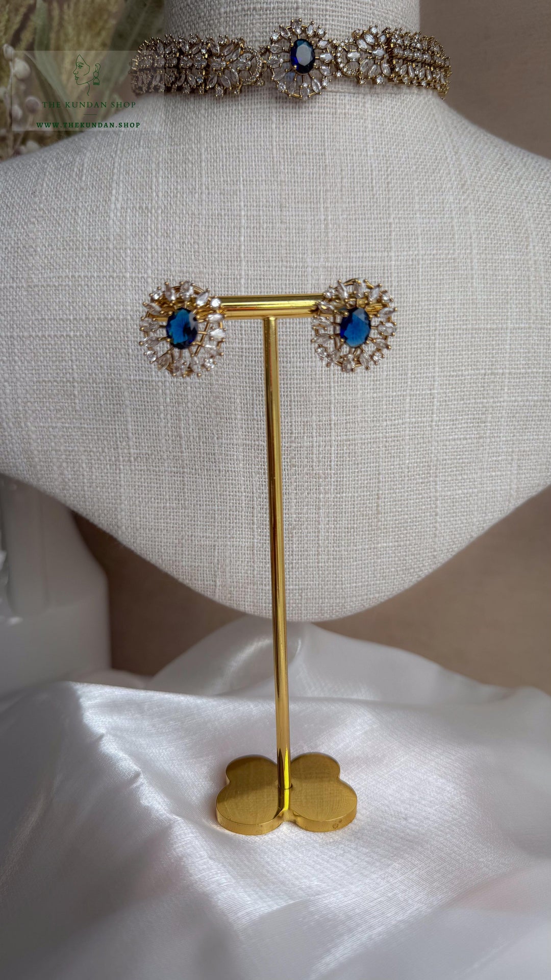 Aurora in Champagne // Sapphire Blue Necklace Sets THE KUNDAN SHOP 