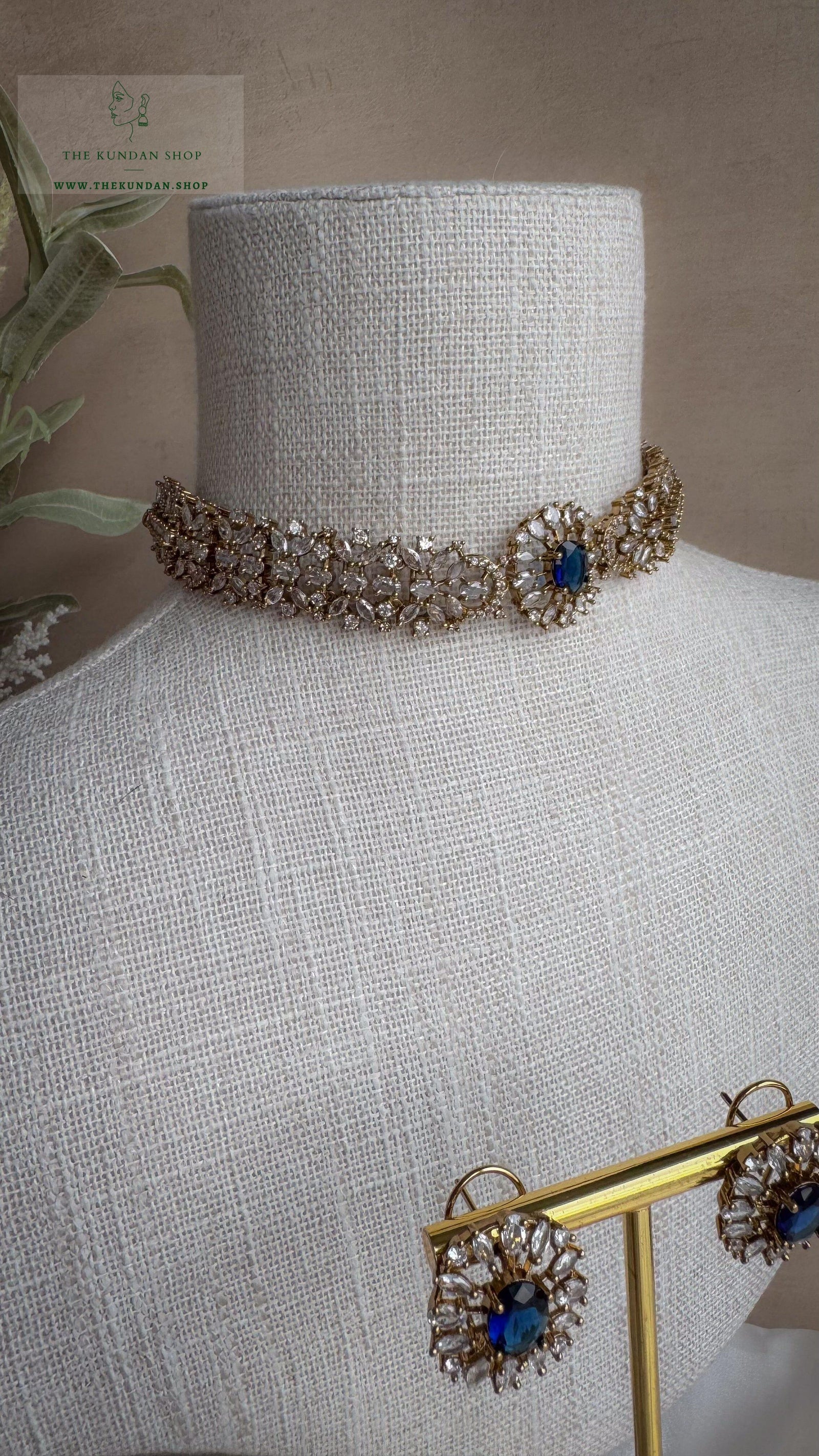 Aurora in Champagne // Sapphire Blue Necklace Sets THE KUNDAN SHOP 