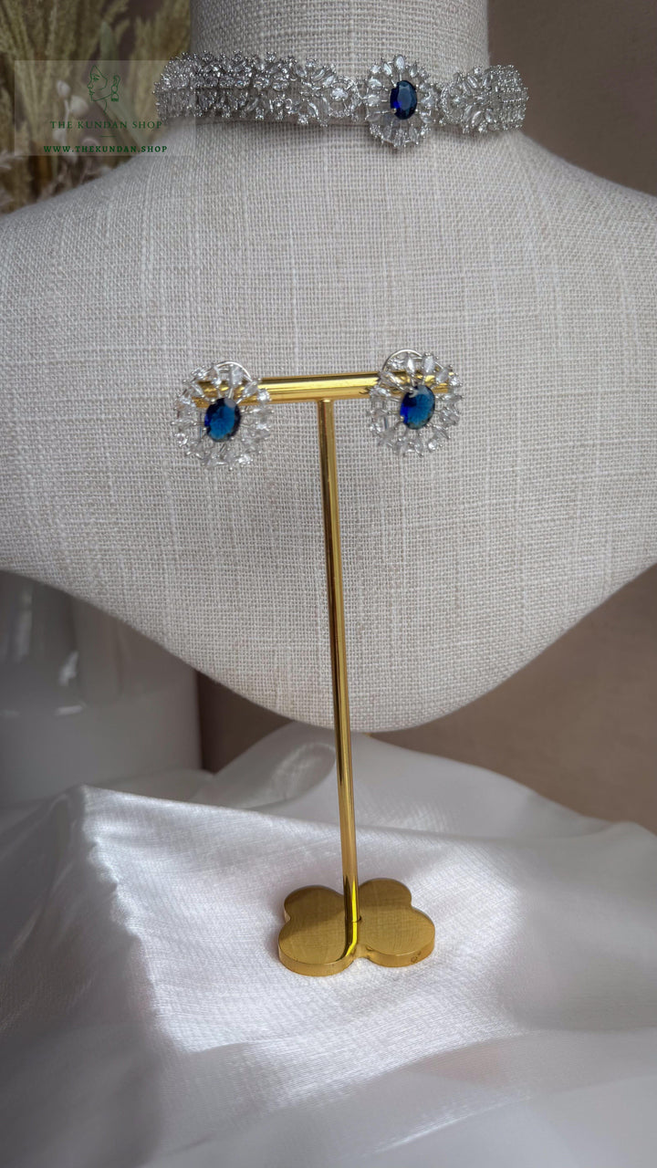 Aurora in Silver // Sapphire Blue Necklace Sets THE KUNDAN SHOP 