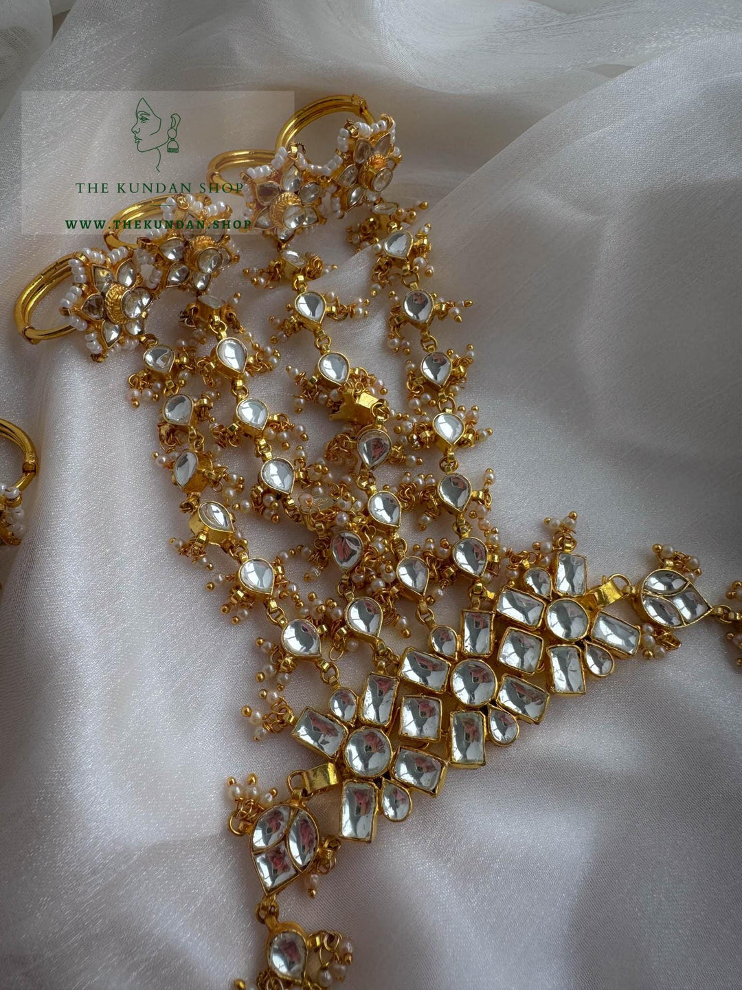 Lavish Floral Rings // Bridal Haathphool Ring THE KUNDAN SHOP 