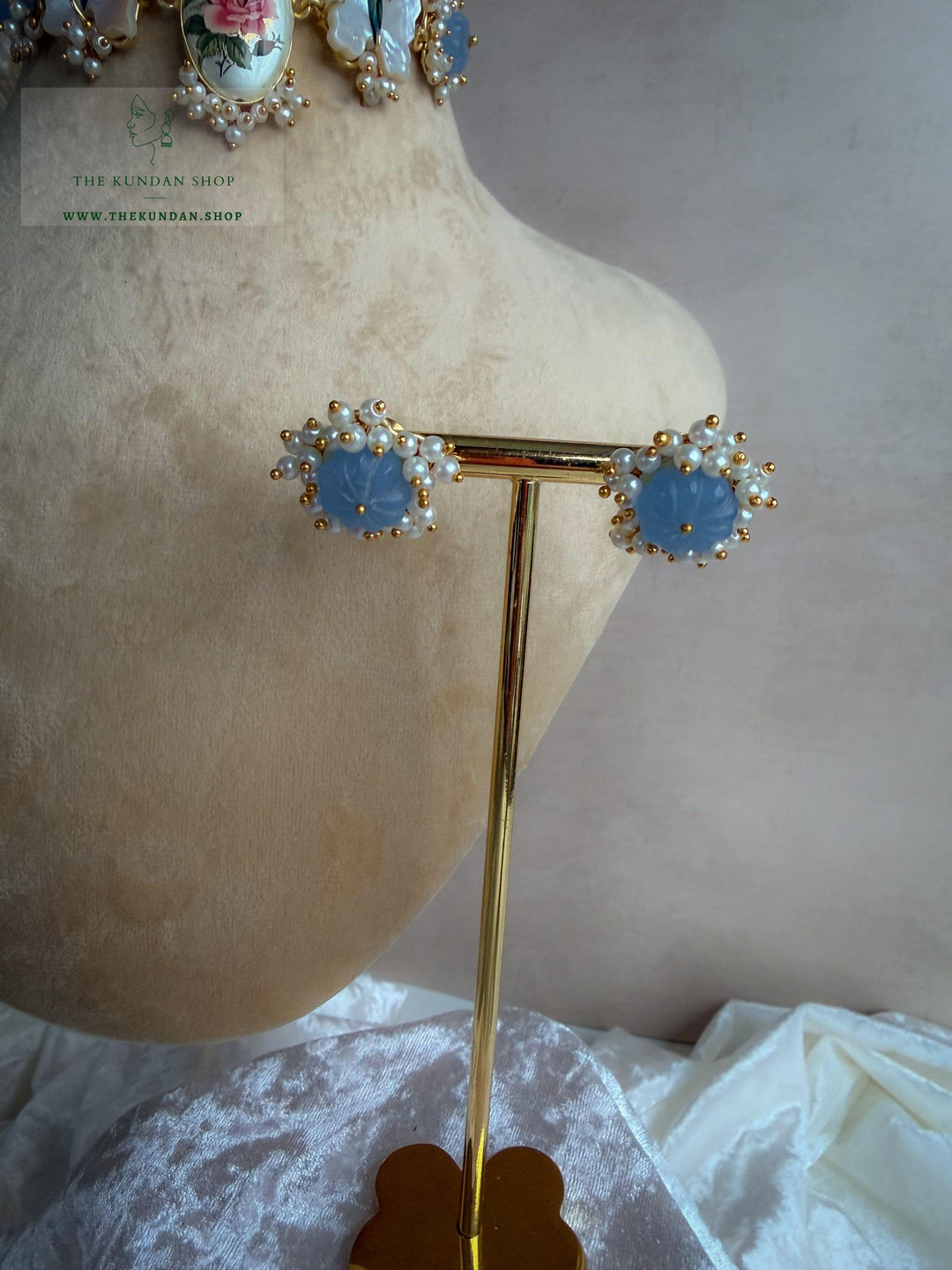 Monarch in Mother of Pearl Necklace Sets THE KUNDAN SHOP 