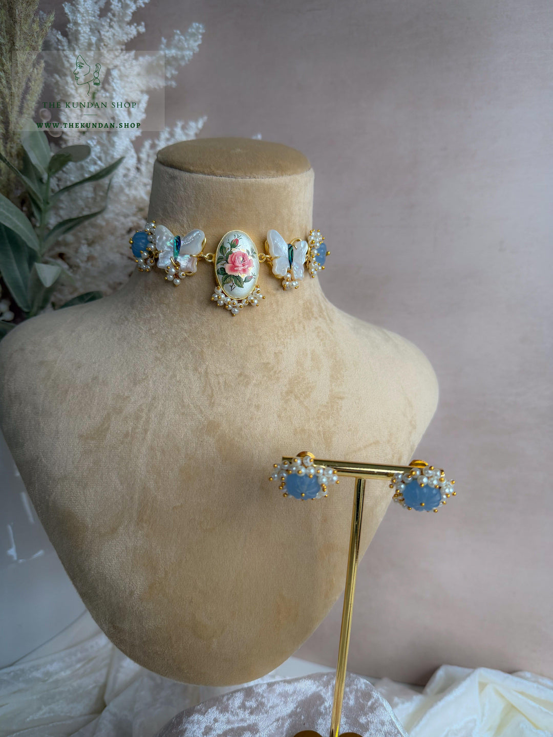 Monarch in Mother of Pearl Necklace Sets THE KUNDAN SHOP 