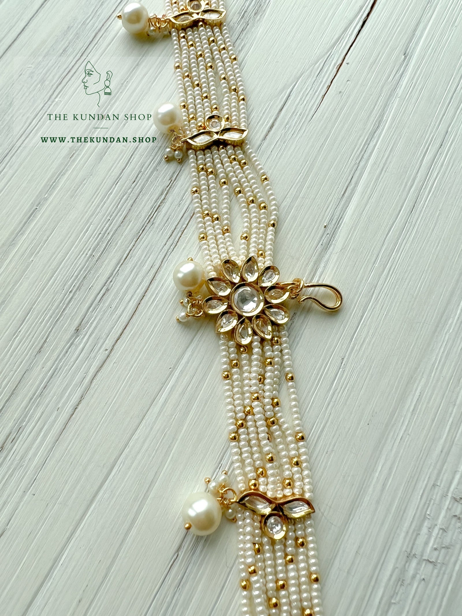 Central Pearl Flower - Headband Mathapathi THE KUNDAN SHOP 