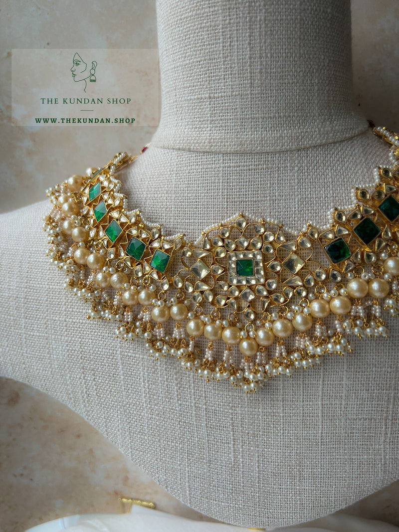 Entice in Green & Pearl Necklace Sets THE KUNDAN SHOP 