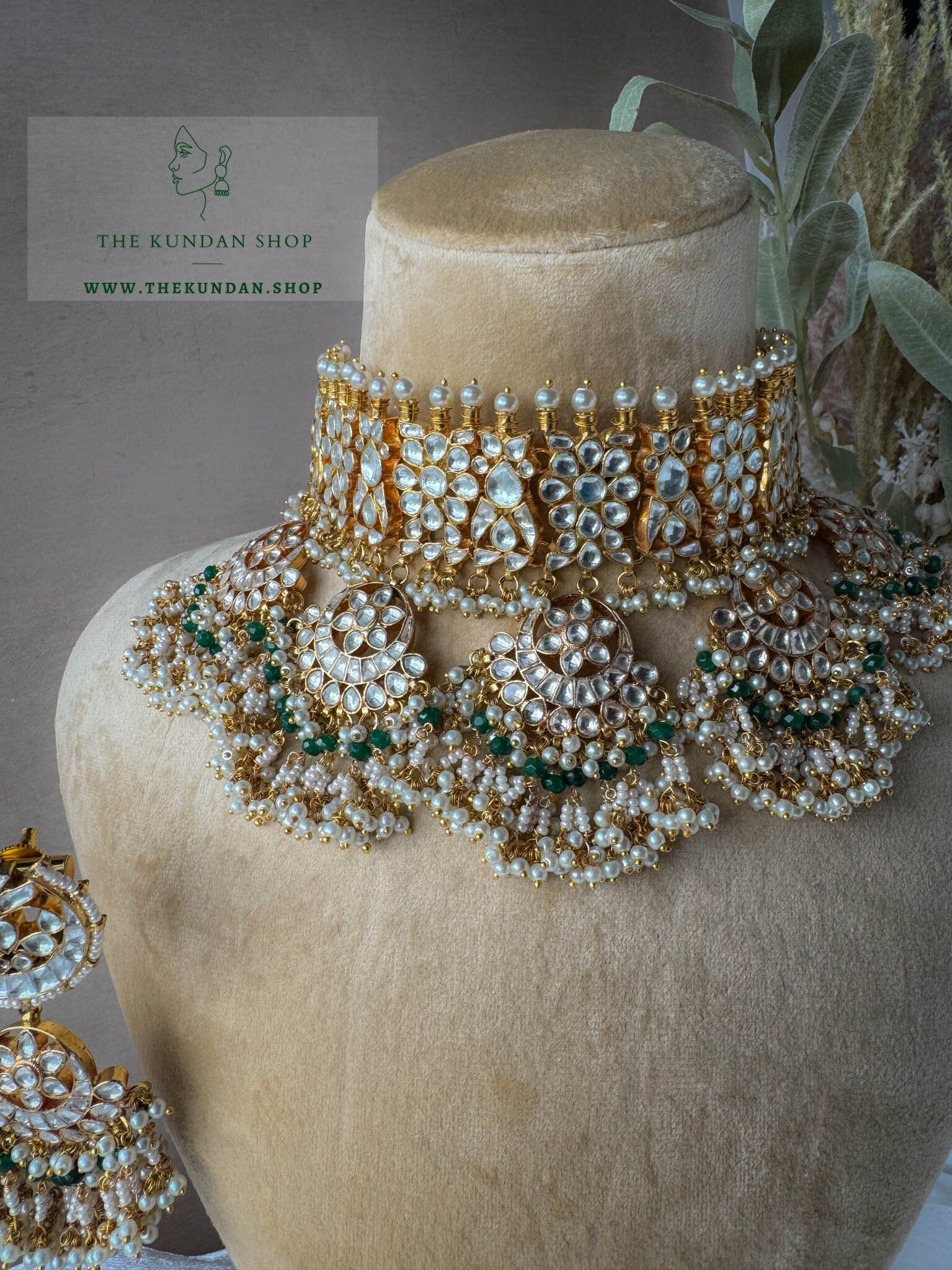 Represented in Green Necklace Sets THE KUNDAN SHOP 