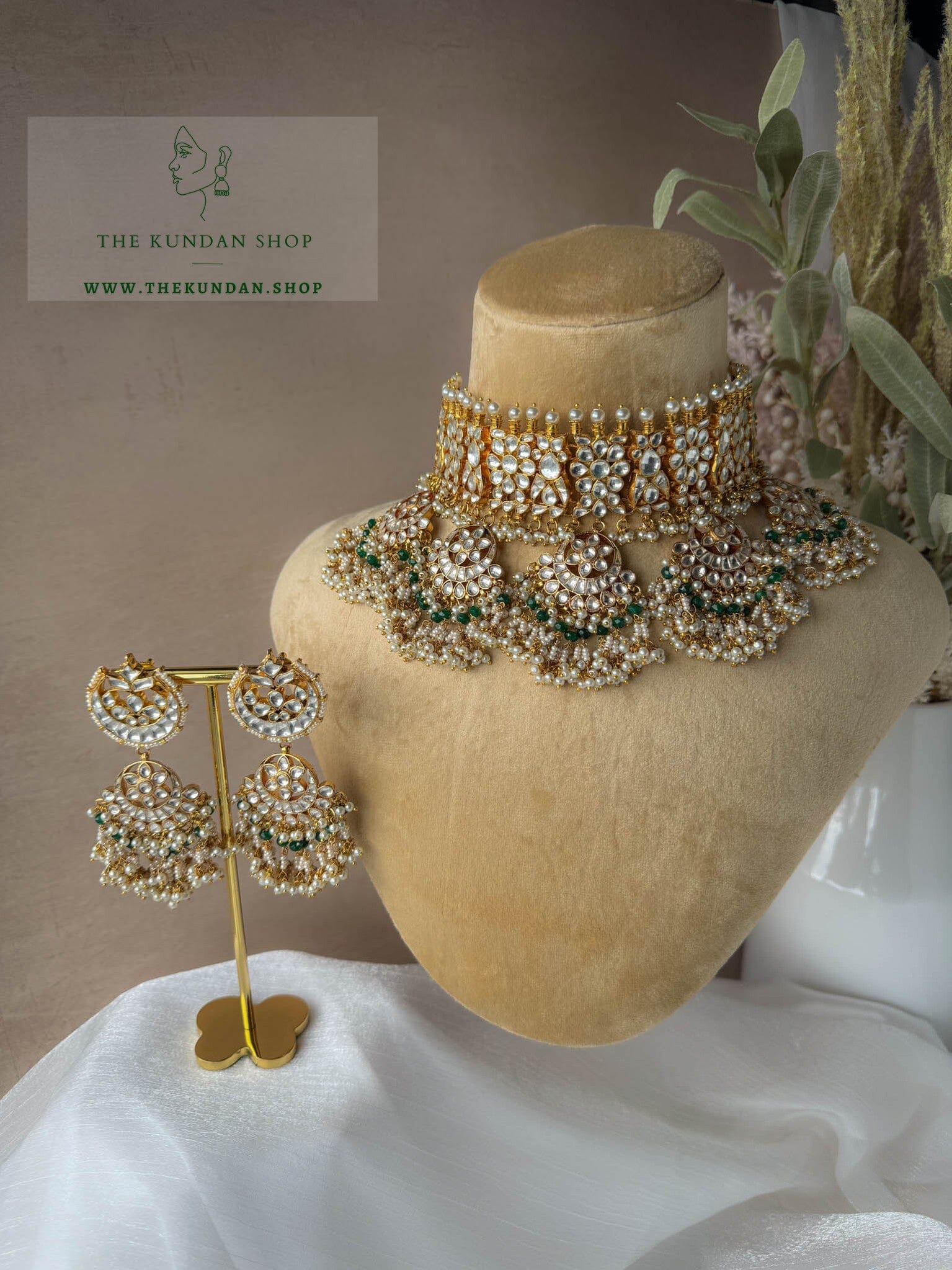 Represented in Green Necklace Sets THE KUNDAN SHOP 