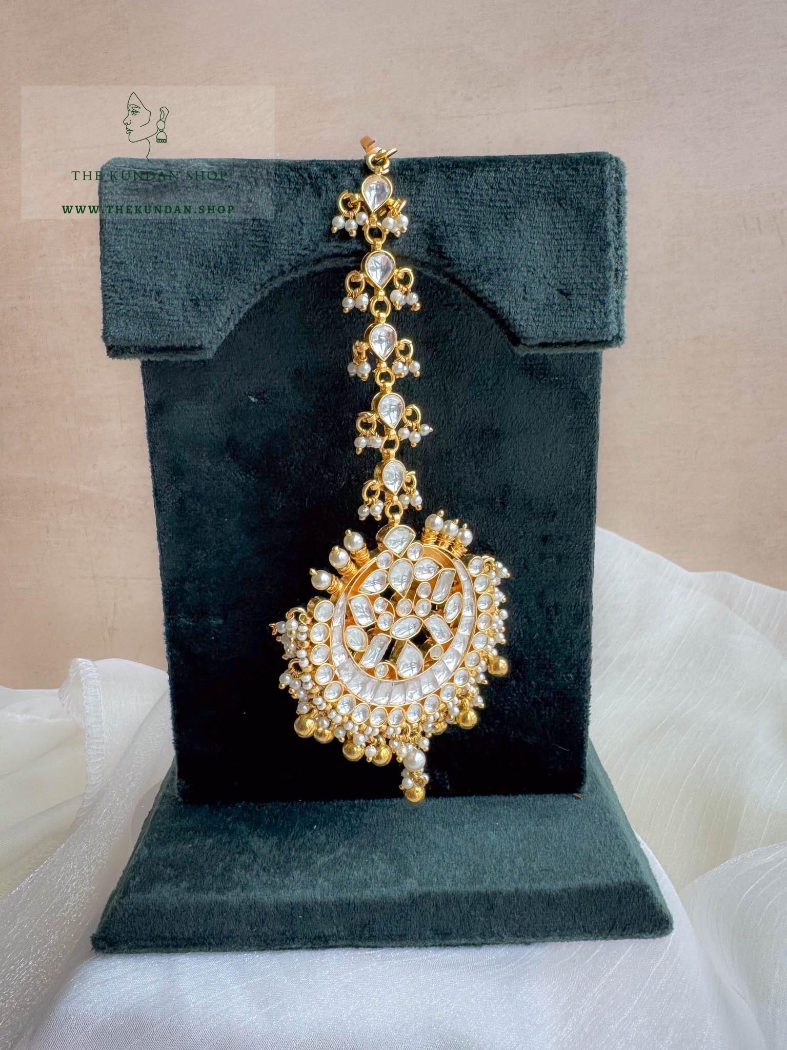 Endear Tikka In Kundan Maangtikka THE KUNDAN SHOP 