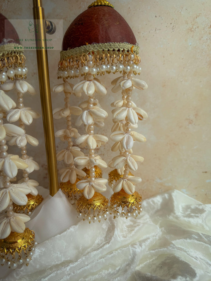 Traditional Coconut // Kaleeray Kaleeray THE KUNDAN SHOP 