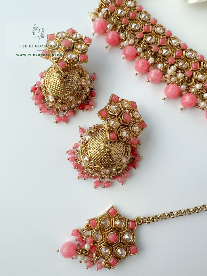 Keeper in Coral Pink Necklace Sets THE KUNDAN SHOP 