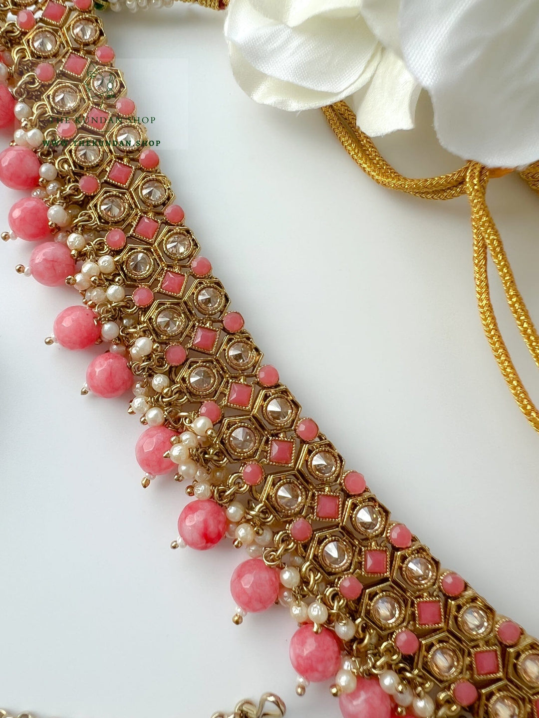 Keeper in Coral Pink Necklace Sets THE KUNDAN SHOP 