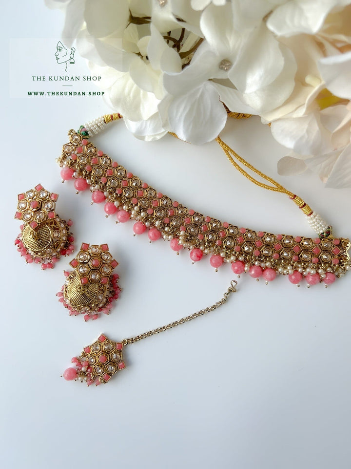 Keeper in Coral Pink Necklace Sets THE KUNDAN SHOP 