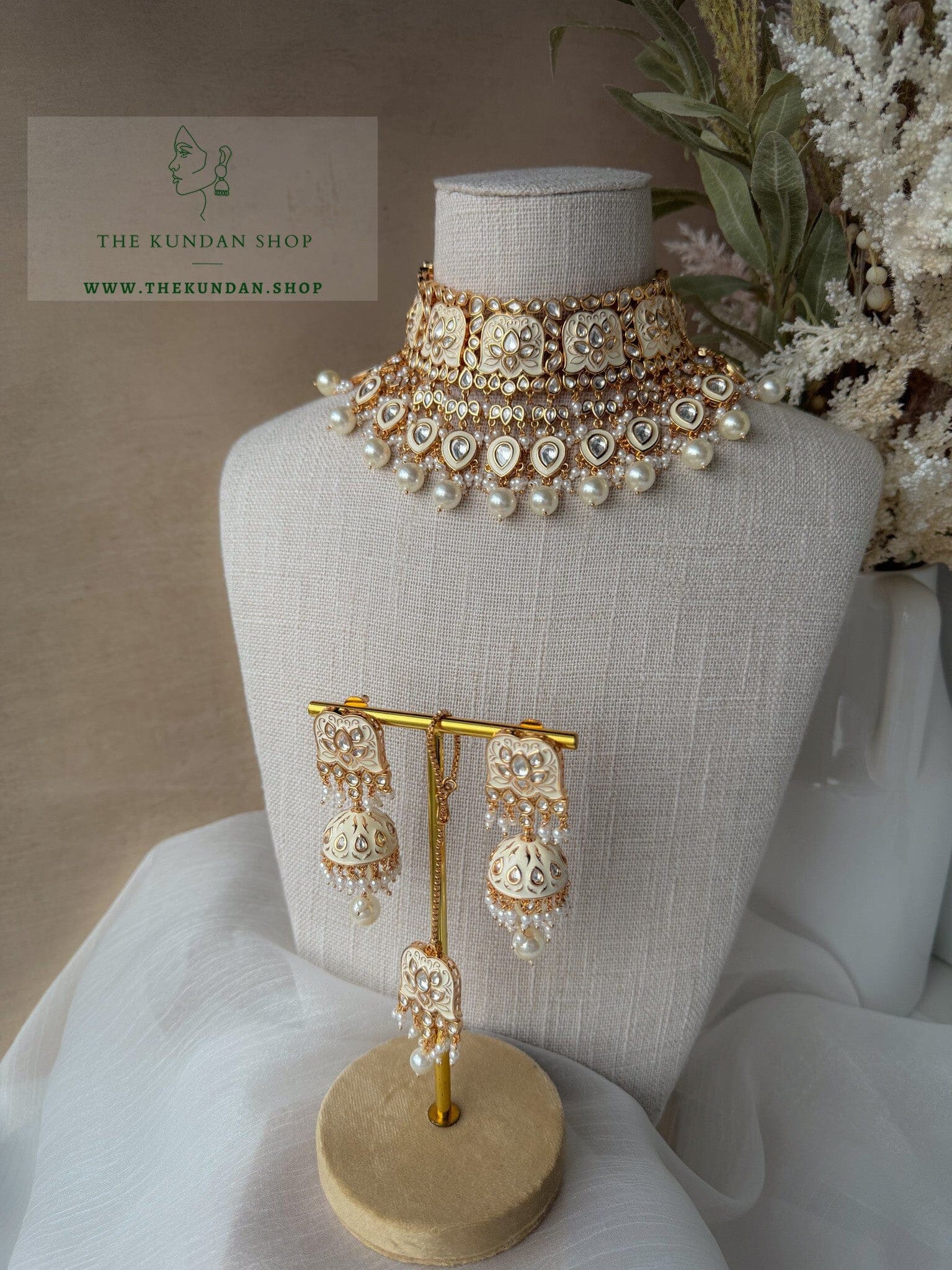 Poised in Cream Meenakari Necklace Sets THE KUNDAN SHOP 