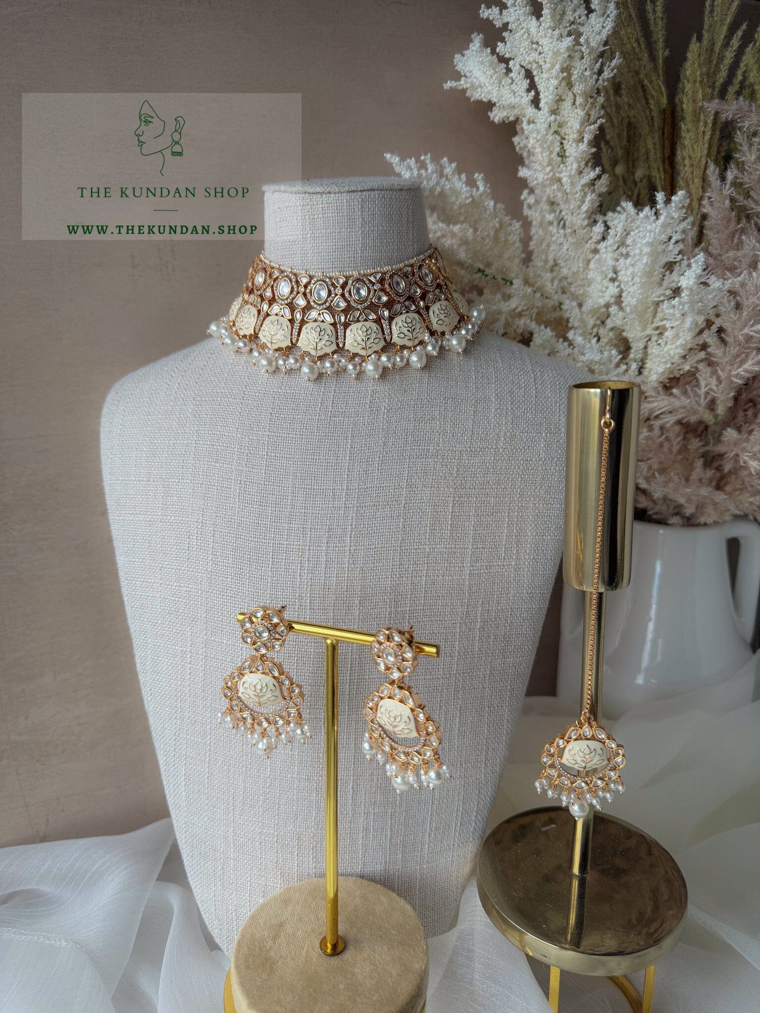 Loyal in Cream Meenakari Necklace Sets THE KUNDAN SHOP 