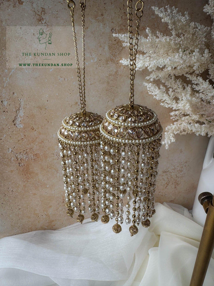 Centered Pearl // Dainty Kaleeray Kaleeray THE KUNDAN SHOP 