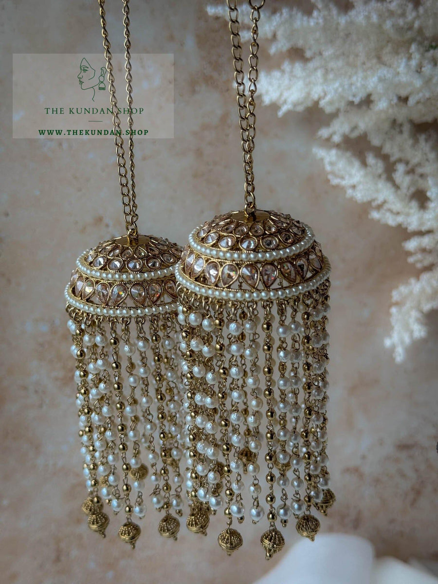 Centered Pearl // Dainty Kaleeray Kaleeray THE KUNDAN SHOP 