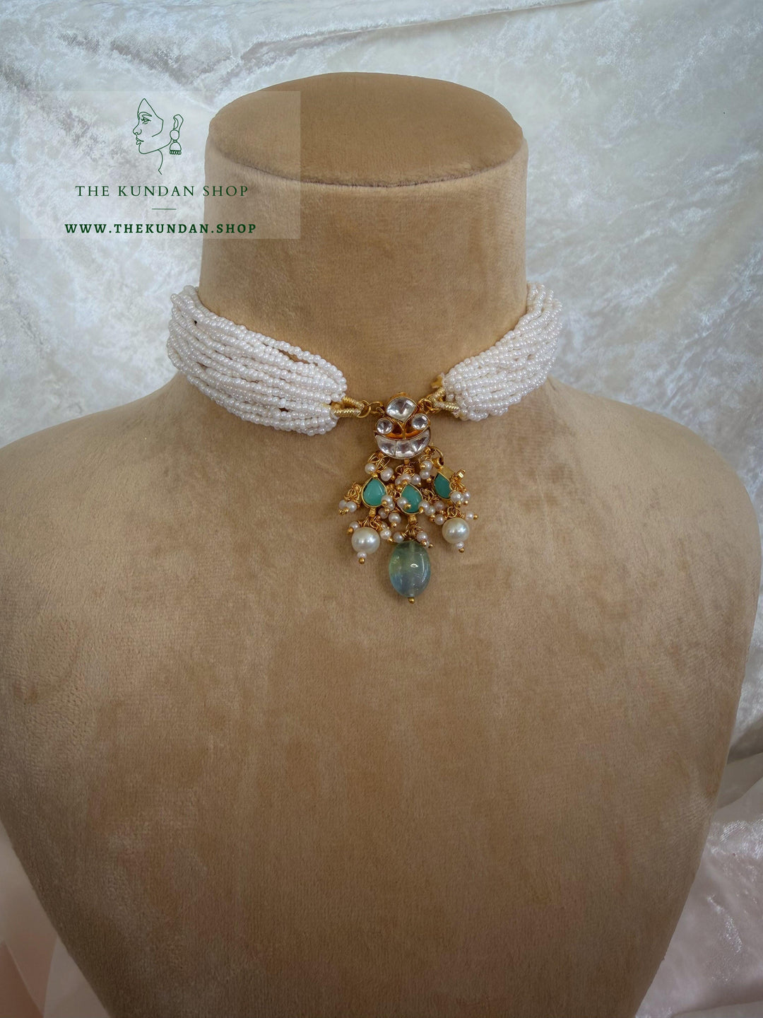 Chand Pendant in Mint
