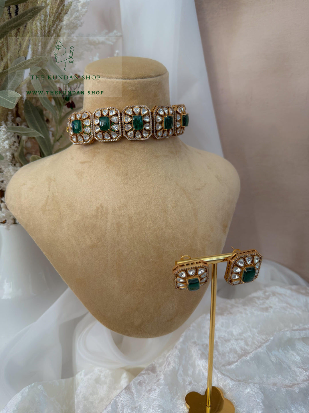 Prism in Stone // Dark Green Necklace Sets THE KUNDAN SHOP 