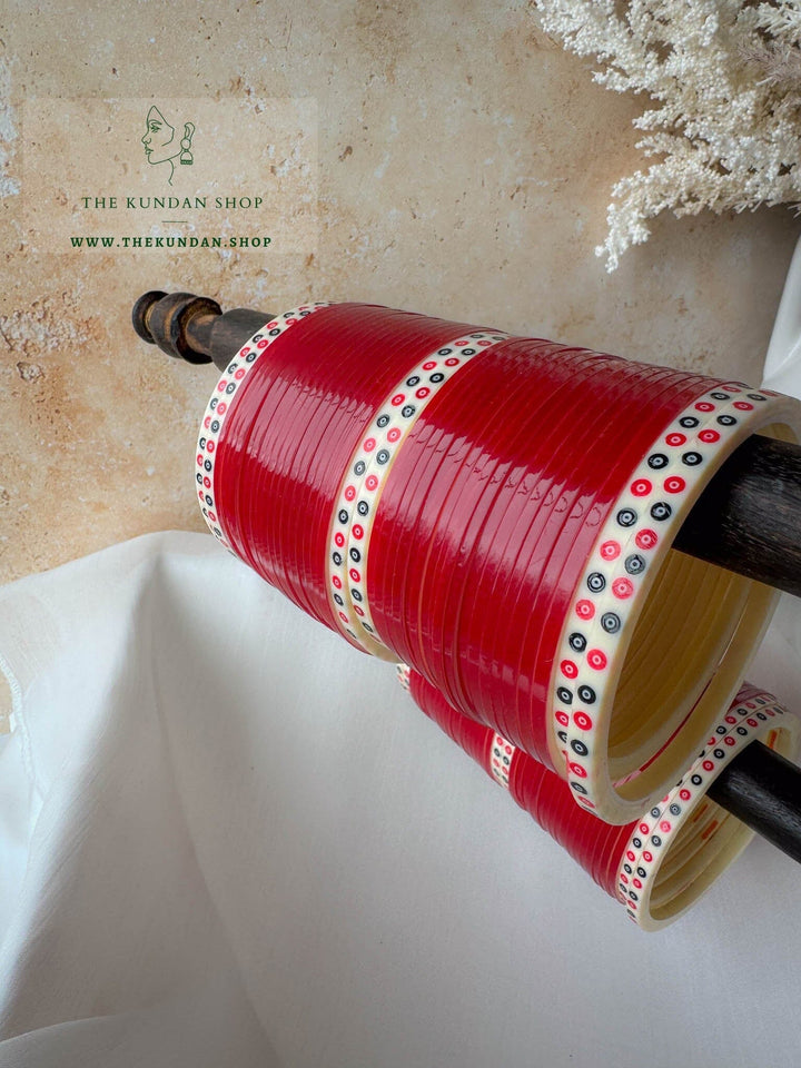 The Traditional Bride in Dark Red Bangles THE KUNDAN SHOP 