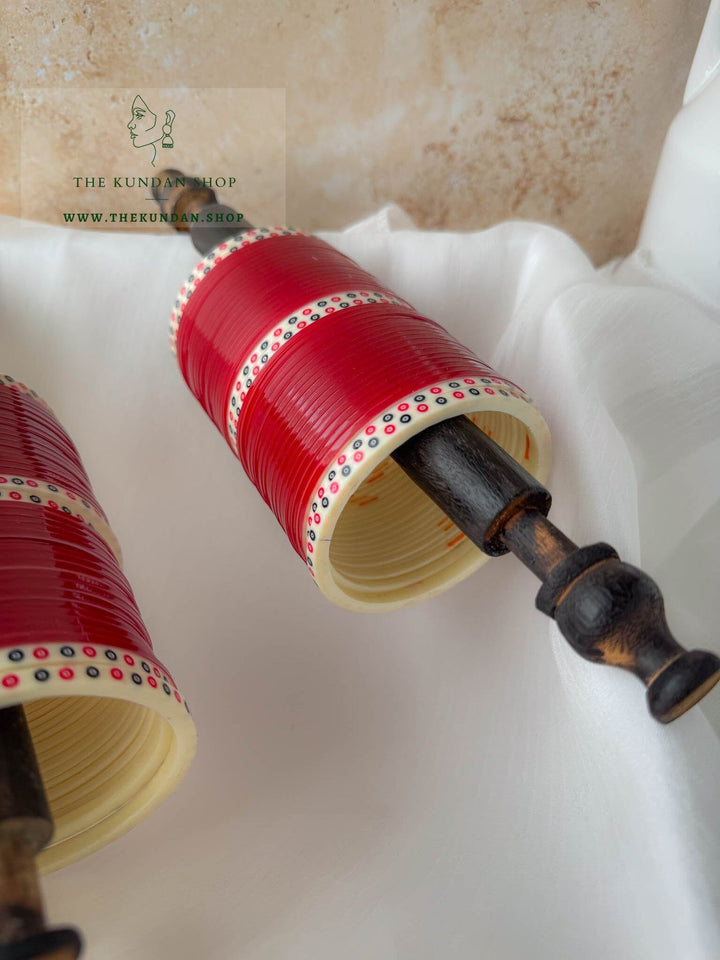 The Traditional Bride in Dark Red Bangles THE KUNDAN SHOP 