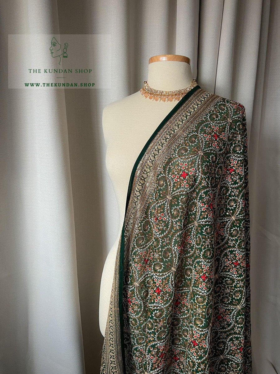 Evening Vines in Green Dupatta THE KUNDAN SHOP 