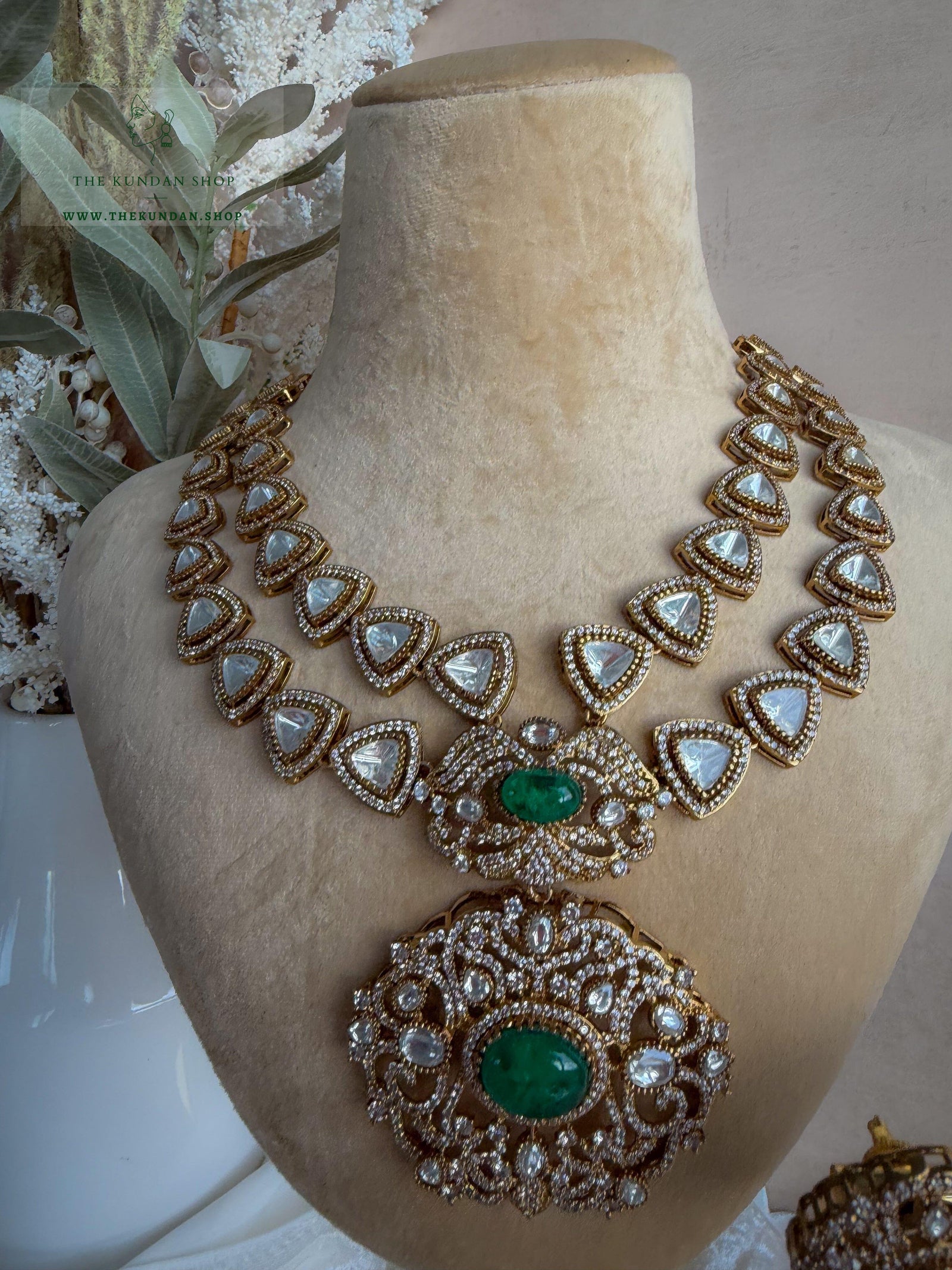Emerald Myth Pendant Necklace Sets THE KUNDAN SHOP 