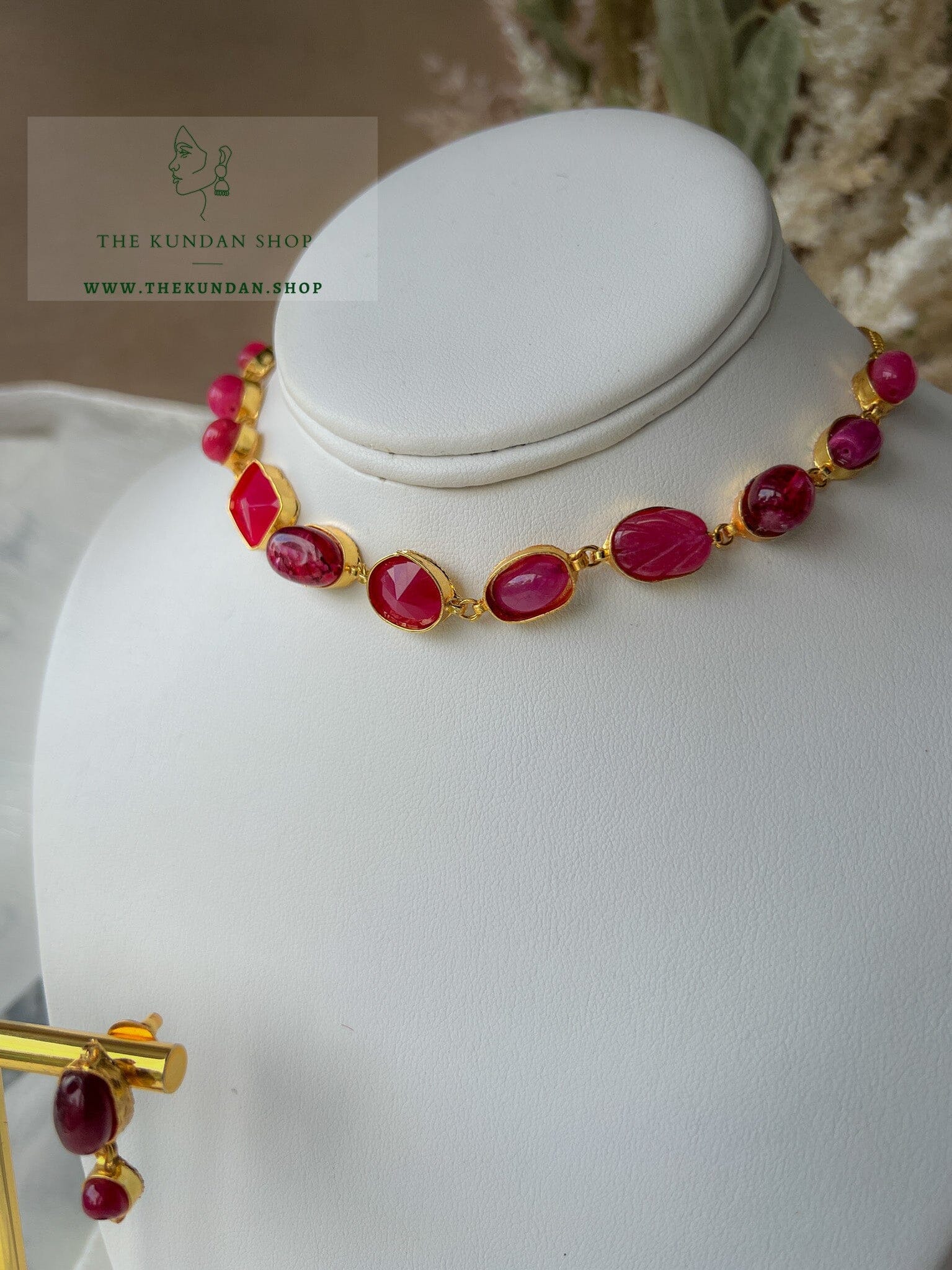 Attentive Stones in Pink Necklace Sets THE KUNDAN SHOP 