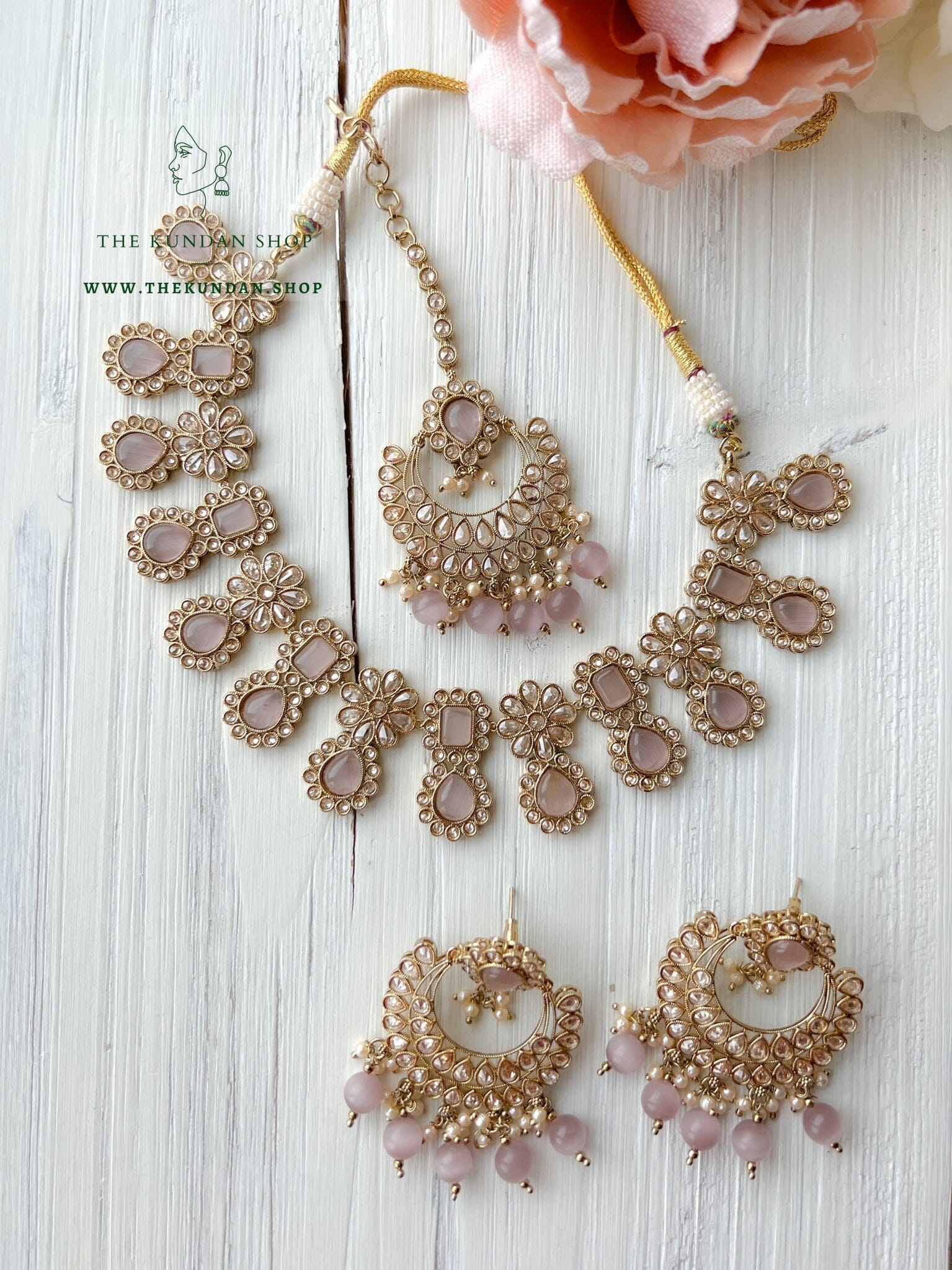Heavenly in Light Pink Necklace Sets THE KUNDAN SHOP 