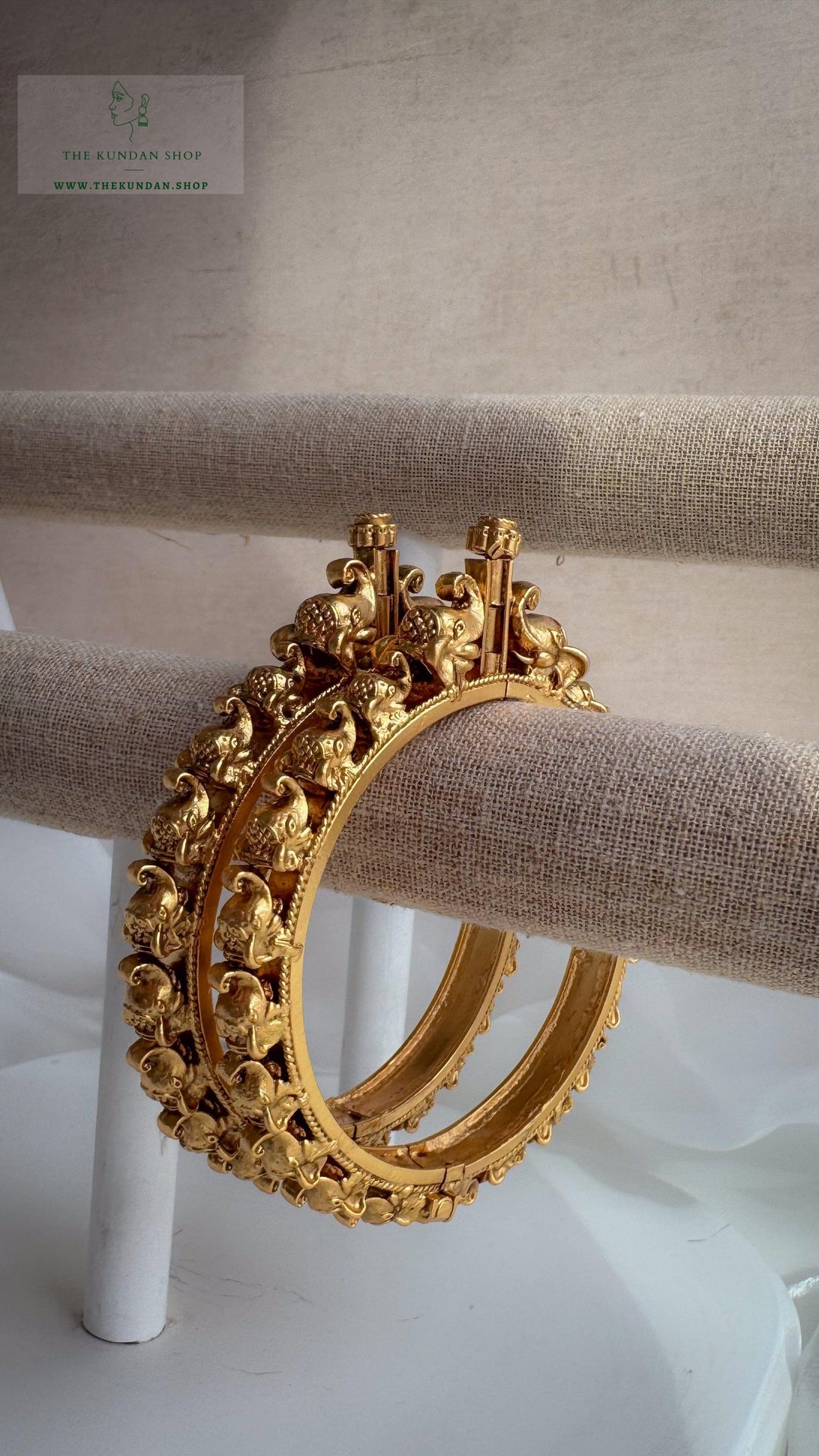 Elephant Embrace // in Antique Bangles THE KUNDAN SHOP 